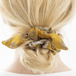 Scrunchies (hrelastikker) fra 2nd hand sarier - Unika