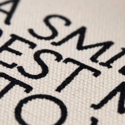 Clutch - HDCanva - A smile - Black - Offwhite - 24 x 18 cm