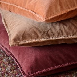 Velourpudebetr�k i stenvasket bomuldsvelour i smukke, st�vede farver